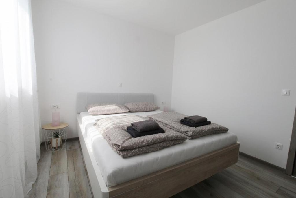 Apartments La Mar Zambratija מראה חיצוני תמונה