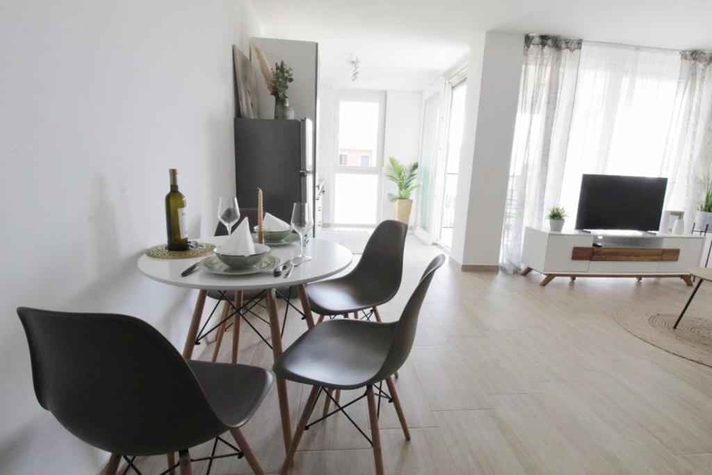 Apartments La Mar Zambratija מראה חיצוני תמונה