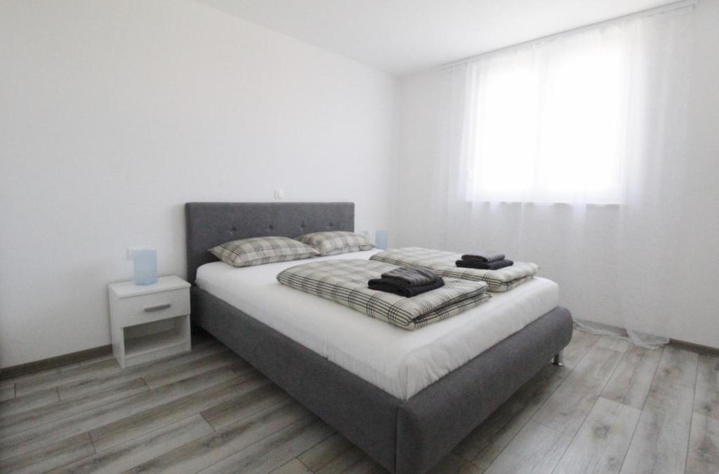 Apartments La Mar Zambratija מראה חיצוני תמונה